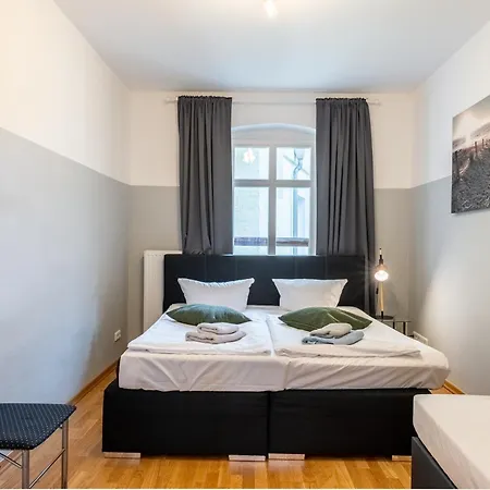 Great Mitte Rosenthaler Platz Berlino