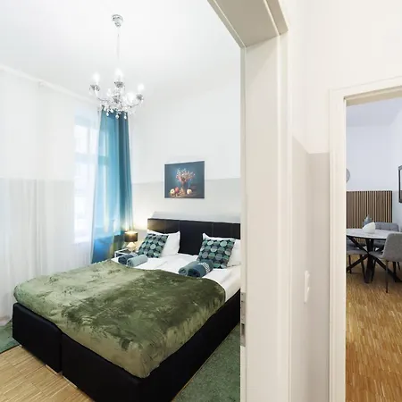 Great Mitte Rosenthaler Platz Berlin