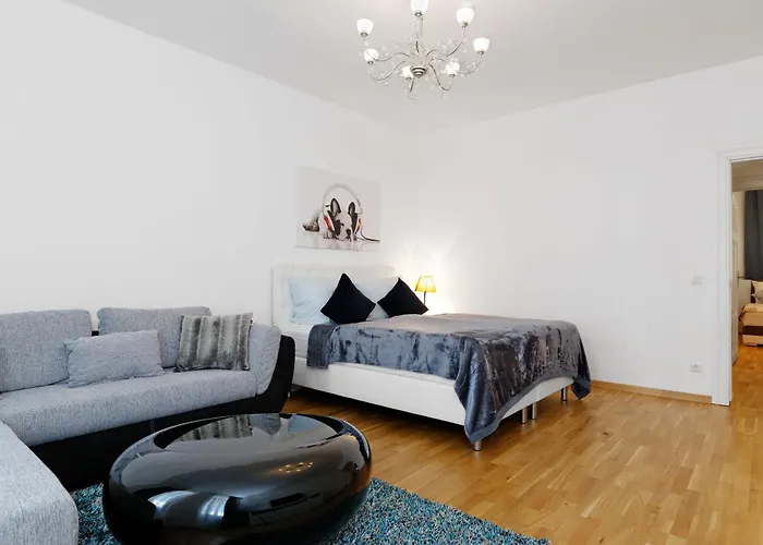 Great Mitte Rosenthaler Platz *