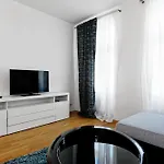 דירה Great Mitte Rosenthaler Platz ברלין