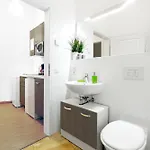 Great Mitte Rosenthaler Platz ברלין