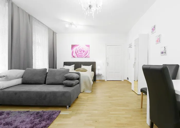 Great Mitte Rosenthaler Platz Berlin