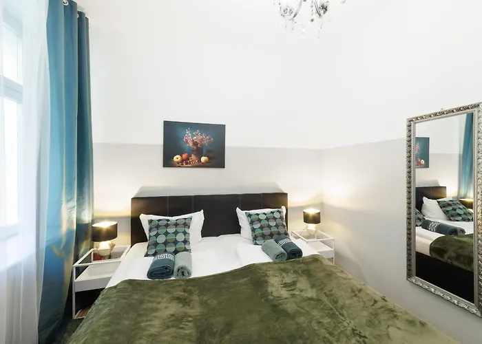 Great Mitte Rosenthaler Platz Berlin